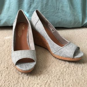 TOMS Wedges *new*